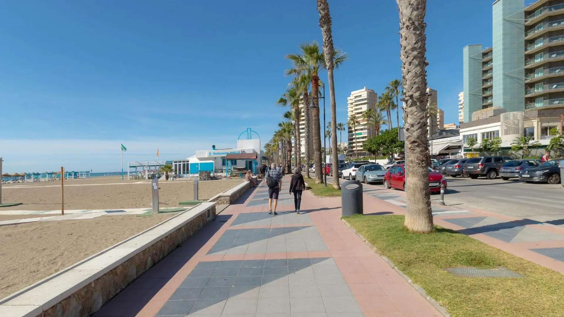 La Playa - Apartment In Τορρεμολίνος